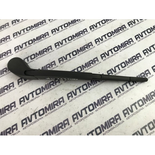 Поводок заднього склоочисника Ford Focus 3 HB 2011-2017 1717311